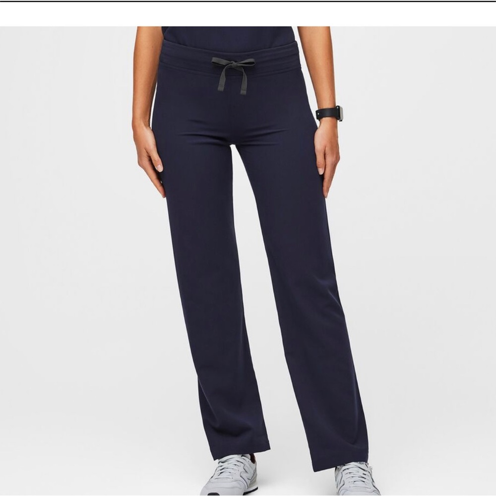 Livingston Basic Scrub Pant - Medium Gently Used Great Condition